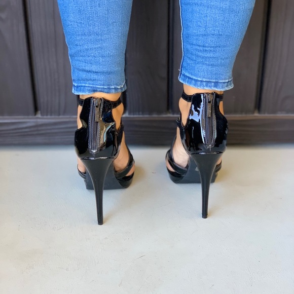 Sincerely Yours Black Patent High Heel Sandal - Picture 4 of 6